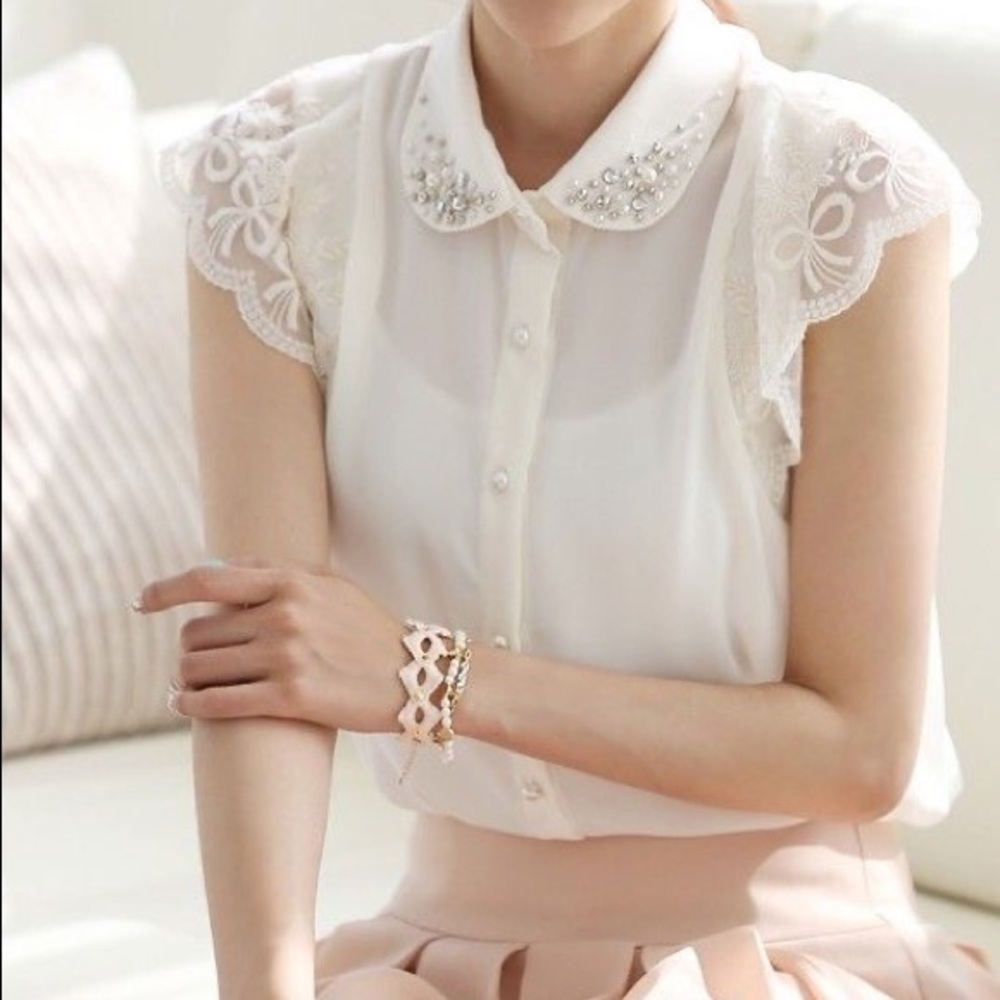 Aeropostale Sheer mesh blouse w/ Peter Pan collar